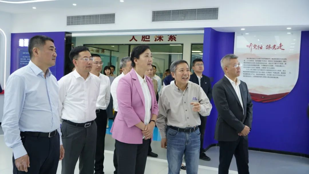 浙江省委常委、統(tǒng)戰(zhàn)部部長(zhǎng)王文序勉勵(lì)瑞立錨定重點(diǎn) 發(fā)展新質(zhì)生產(chǎn)力