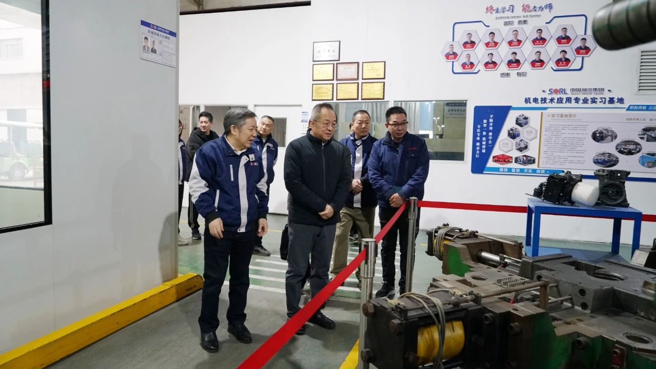 助推產教融合！溫州市現代集團黨委書記、董事長楊作軍一行來瑞立洽談合作