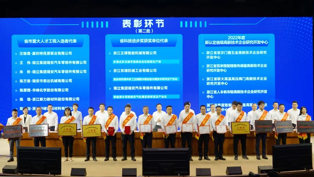 1687749984975050746.jpg 03.jpg