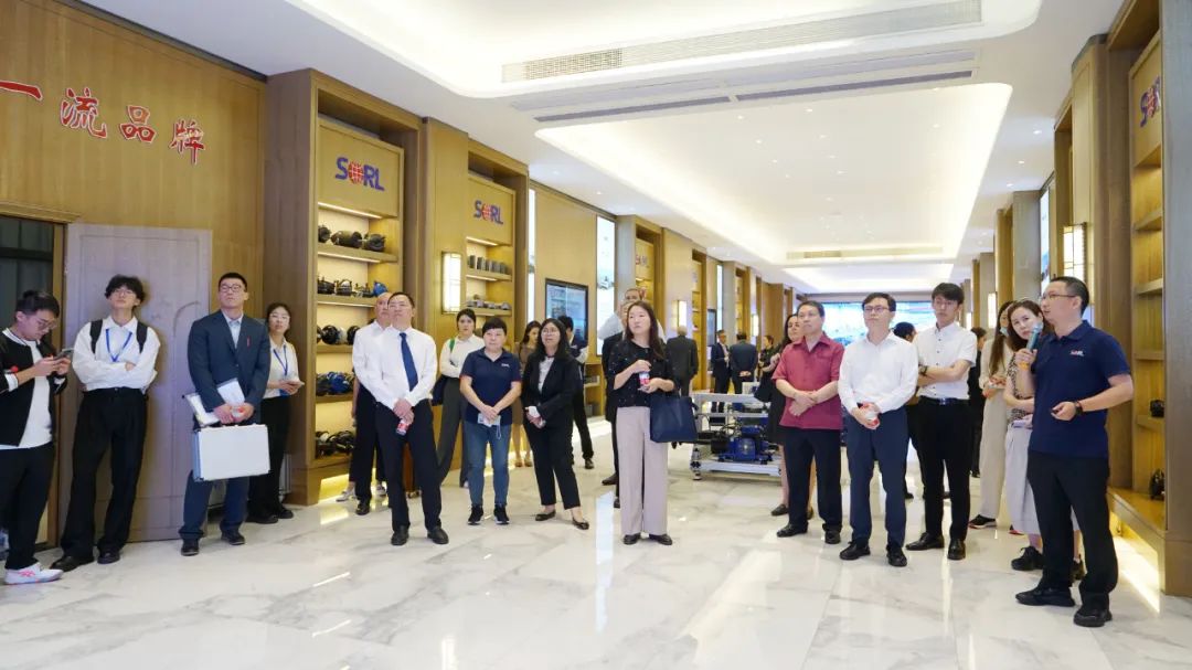 1687758098487030716.jpg 3.jpg